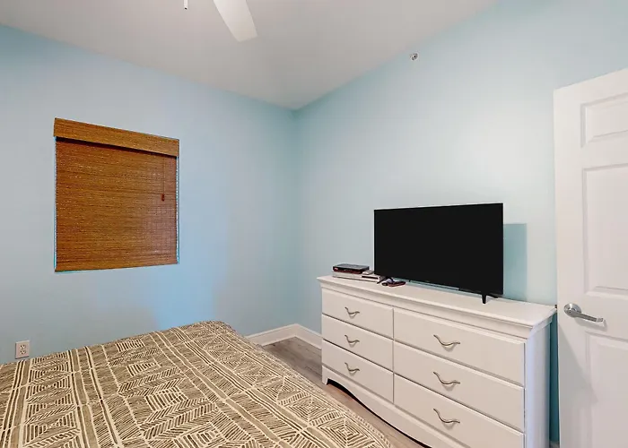 San Carlos #906 Apartment